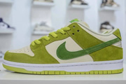 039 Nike SB Dunk Low Green Apple
